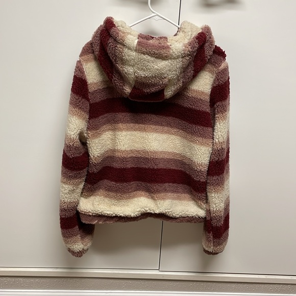 The Buckle’s Ashley Fuzzy Sherpa Hooded Jacket Mauve Stripe Size XL - Picture 4 of 14